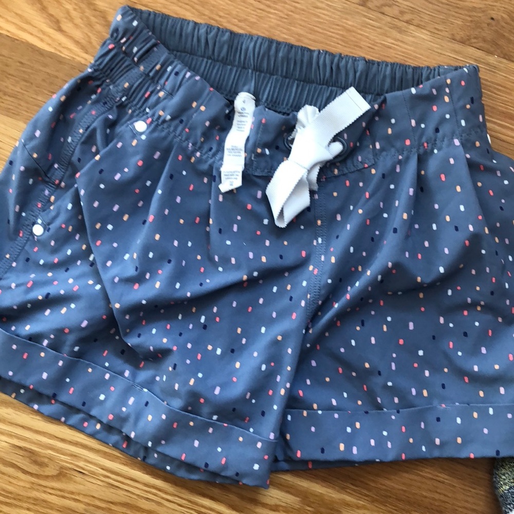 Lululemon Spring Breakaway Short size 4